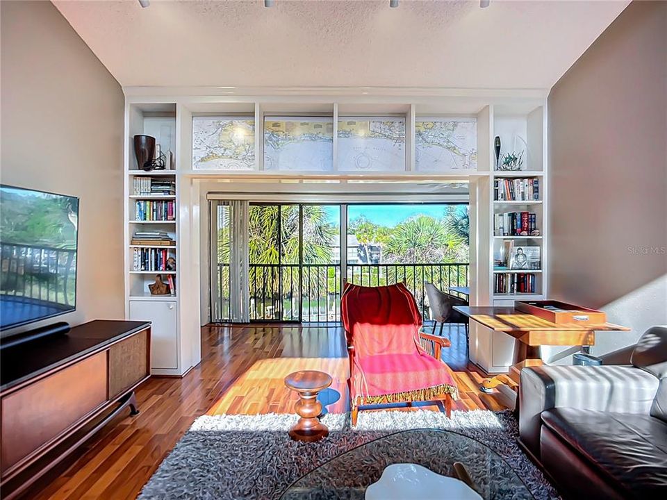 En Venta: $649,800 (3 camas, 2 baños, 1947 Pies cuadrados)