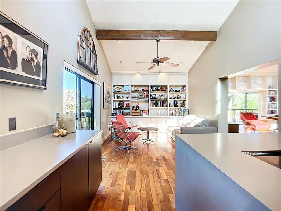 En Venta: $649,800 (3 camas, 2 baños, 1947 Pies cuadrados)