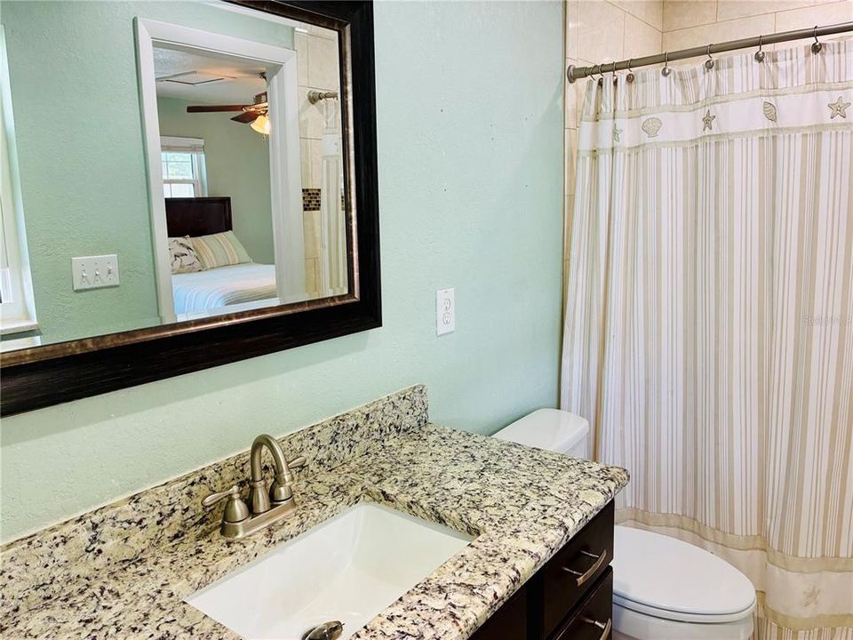 出租: $4,400 (3 贝兹, 2 浴室, 1464 平方英尺)