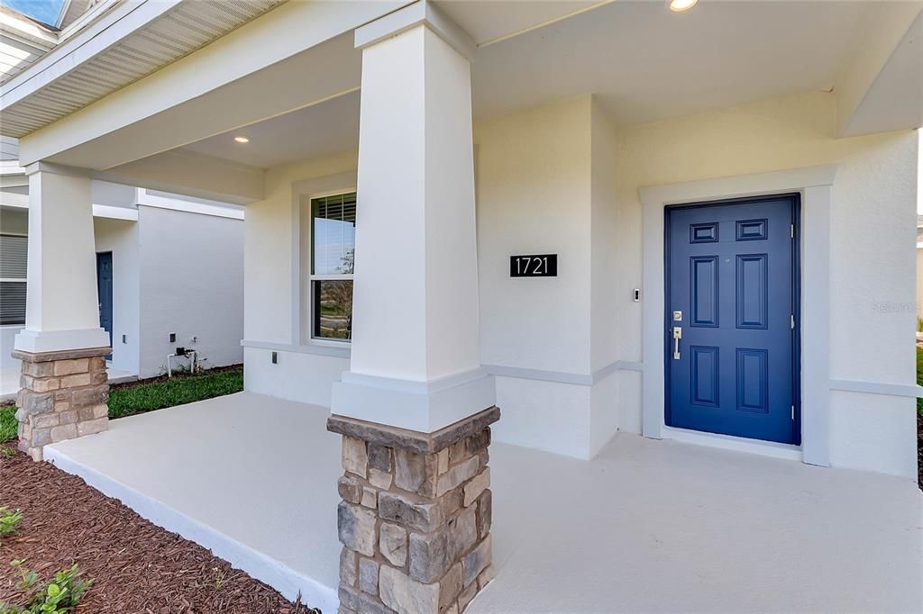 For Rent: $2,498 (4 beds, 3 baths, 2096 Square Feet)