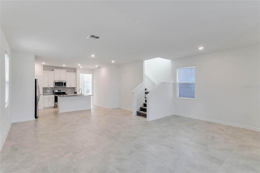 For Rent: $2,498 (4 beds, 3 baths, 2096 Square Feet)