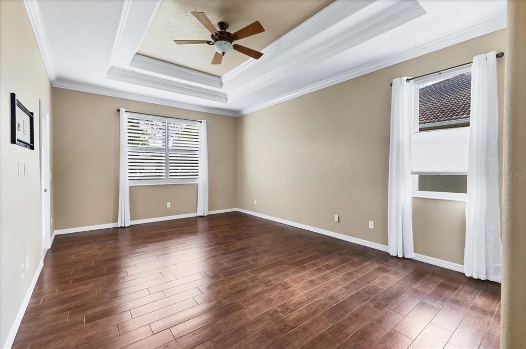 En Venta: $729,000 (4 camas, 3 baños, 2300 Pies cuadrados)