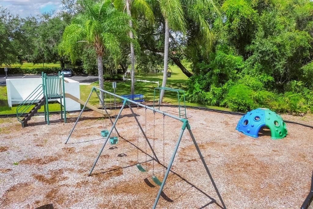 En Venta: $729,000 (4 camas, 3 baños, 2300 Pies cuadrados)