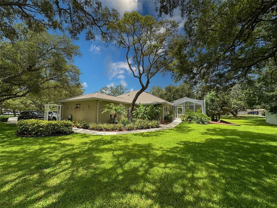 На продажу: $539,900 (3 спален, 2 ванн, 2267 Квадратных фут)