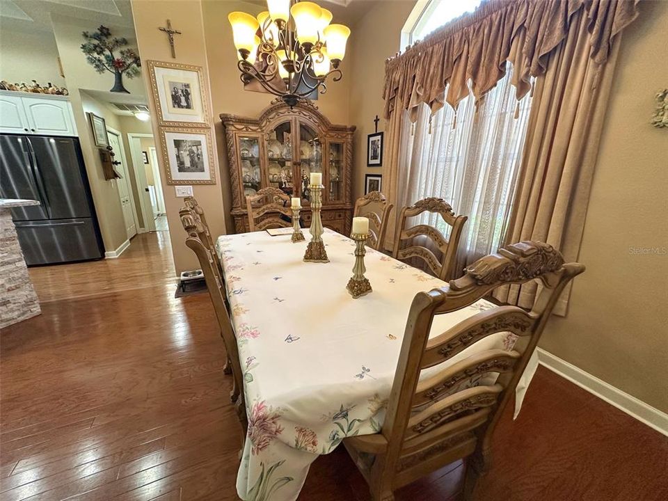 На продажу: $539,900 (3 спален, 2 ванн, 2267 Квадратных фут)