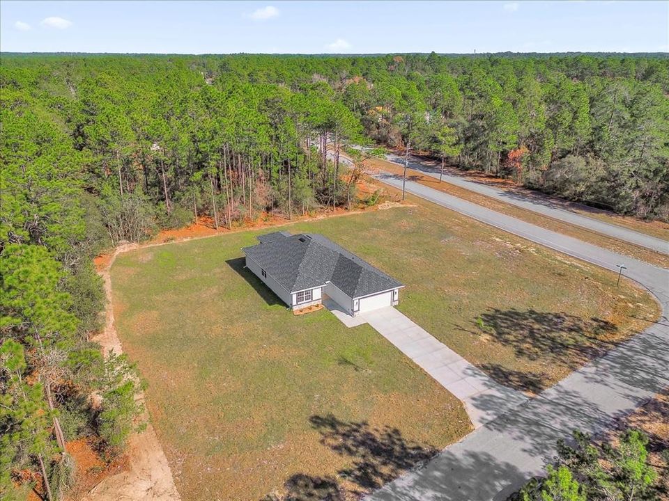 На продажу: $385,000 (4 спален, 2 ванн, 1835 Квадратных фут)