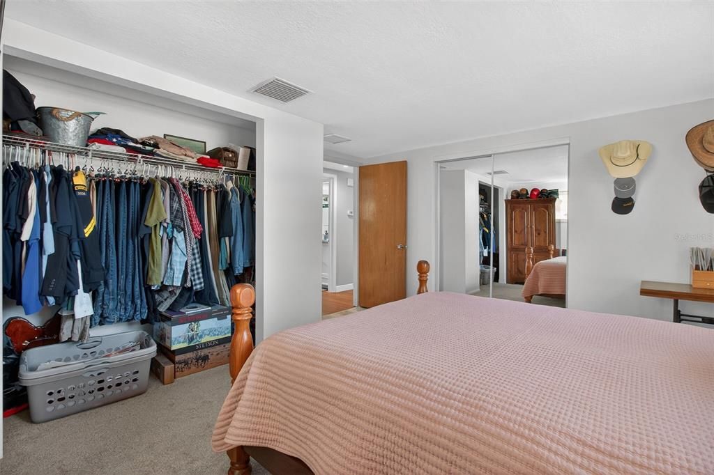 En Venta: $259,000 (3 camas, 2 baños, 1056 Pies cuadrados)