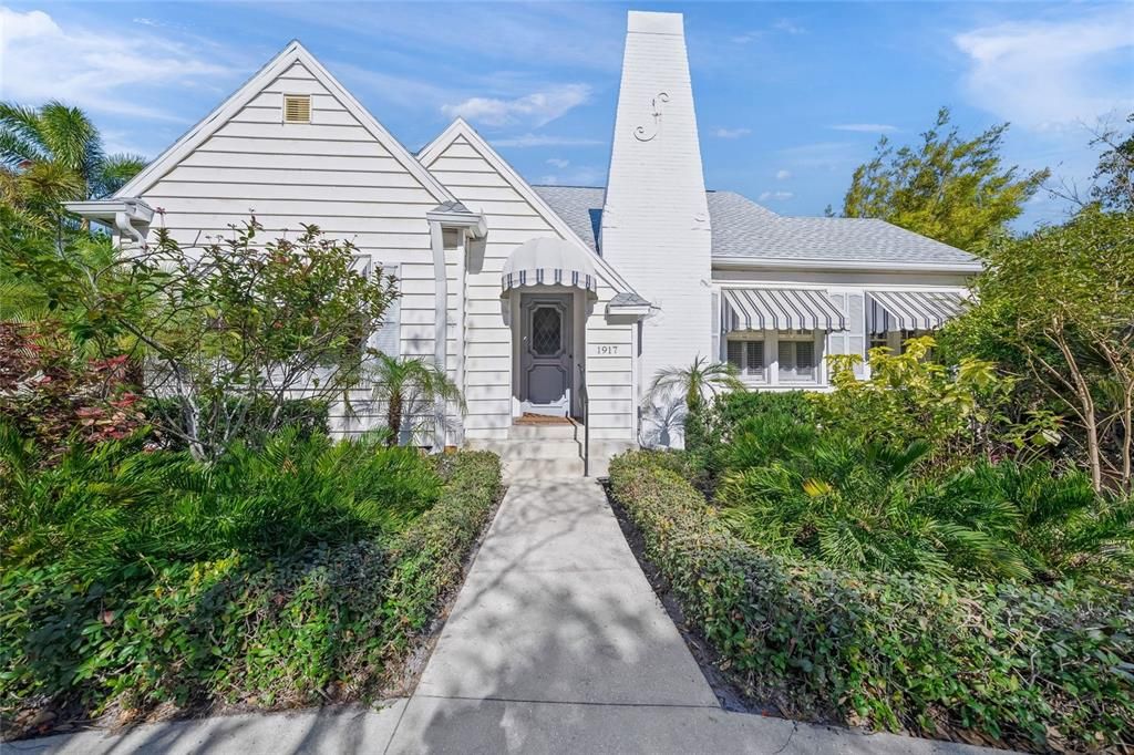 待售: $1,195,000 (4 贝兹, 3 浴室, 2160 平方英尺)