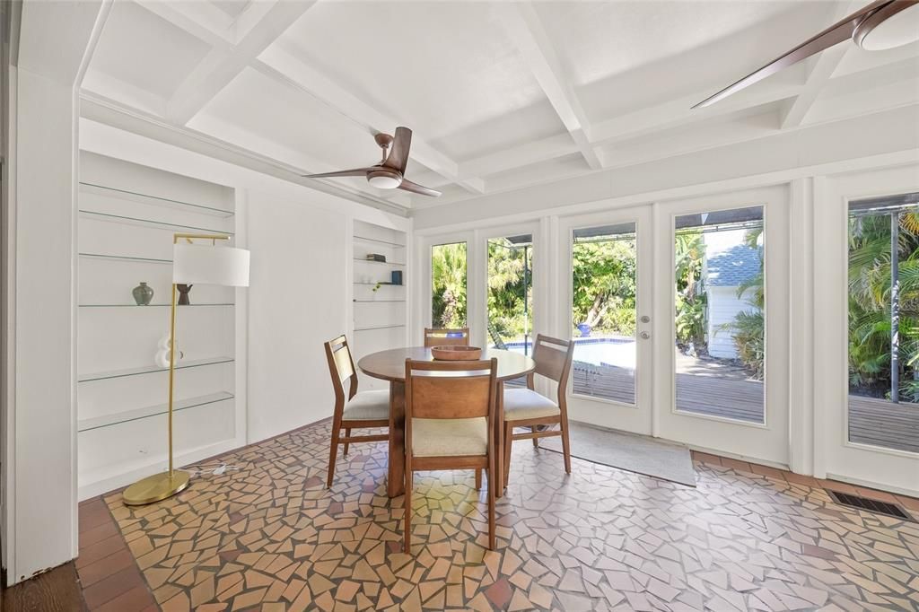 待售: $1,195,000 (4 贝兹, 3 浴室, 2160 平方英尺)