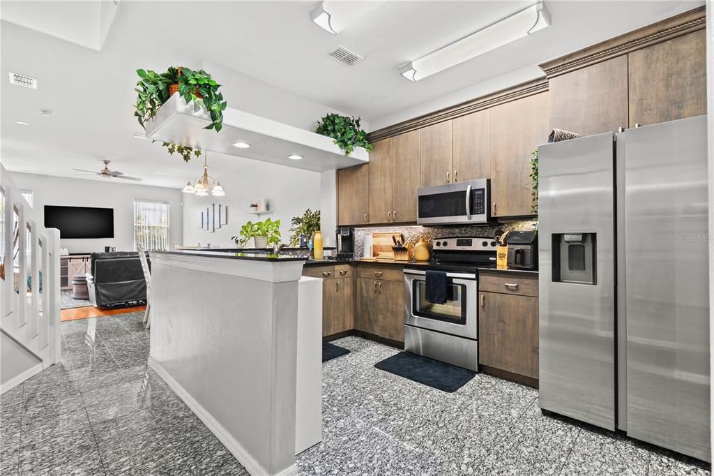 На продажу: $339,000 (3 спален, 2 ванн, 1613 Квадратных фут)
