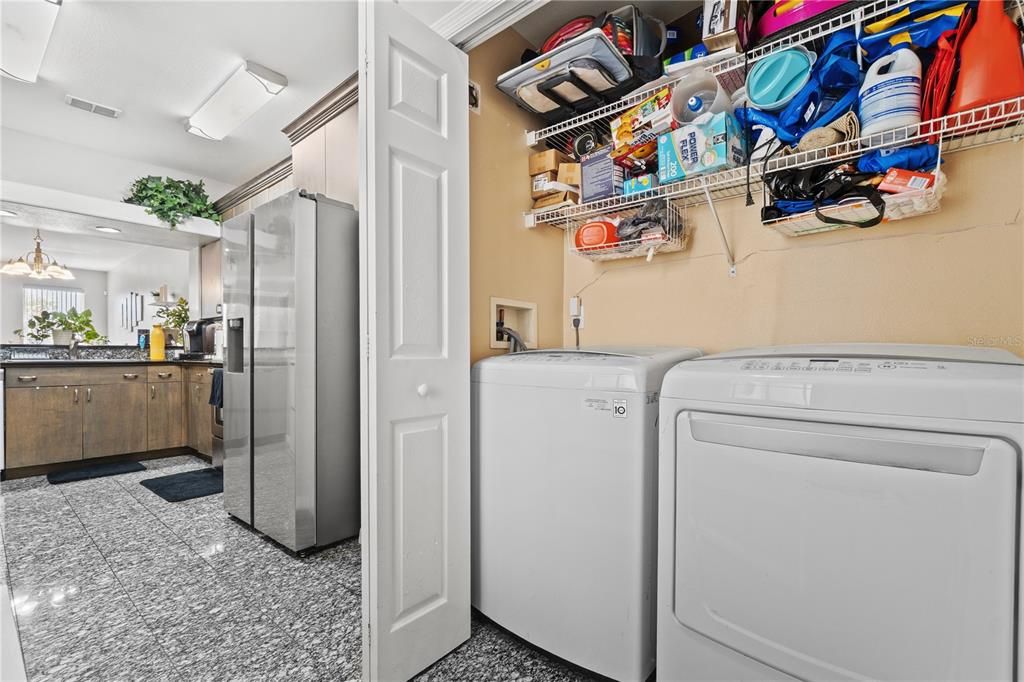 На продажу: $339,000 (3 спален, 2 ванн, 1613 Квадратных фут)