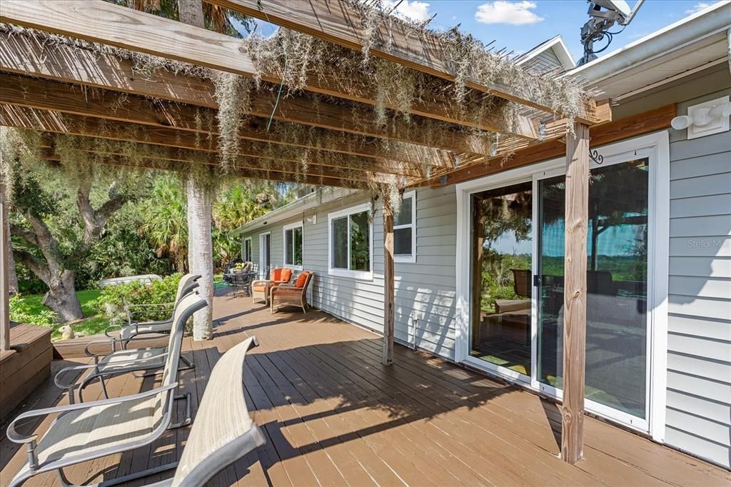 出租: $3,000 (4 贝兹, 3 浴室, 3293 平方英尺)