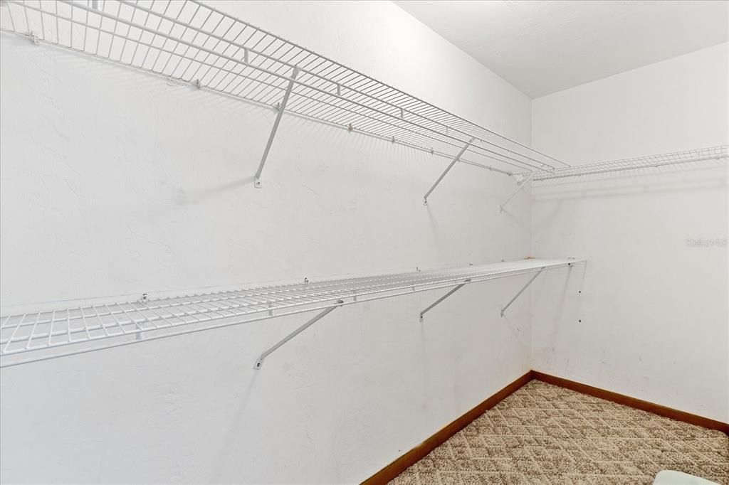 出租: $3,000 (4 贝兹, 3 浴室, 3293 平方英尺)