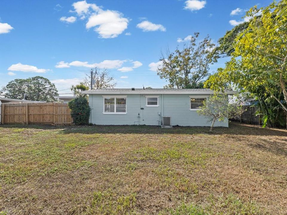 En Venta: $319,000 (3 camas, 1 baños, 925 Pies cuadrados)