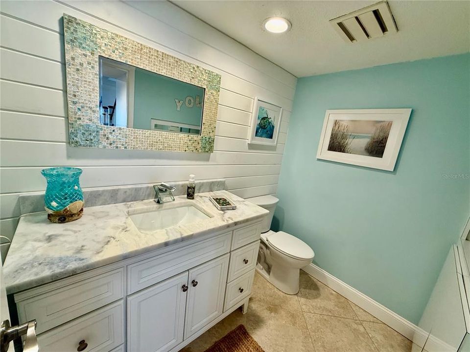 En Venta: $2,500,000 (4 camas, 3 baños, 3492 Pies cuadrados)