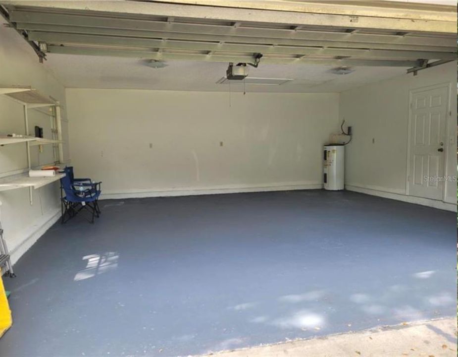 待售: $385,000 (3 贝兹, 2 浴室, 2083 平方英尺)