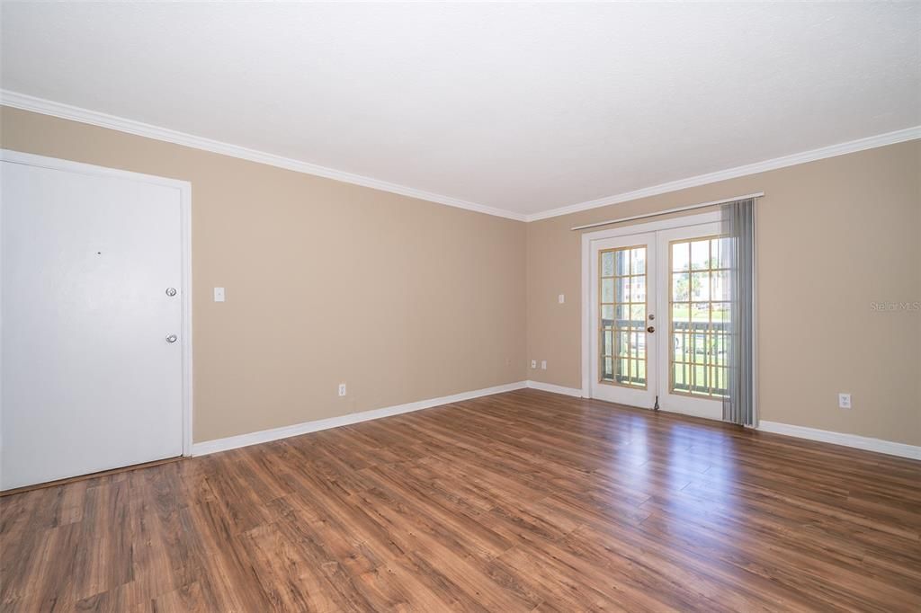 出租: $1,499 (2 贝兹, 2 浴室, 984 平方英尺)