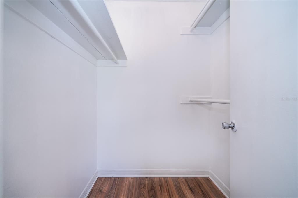 出租: $1,499 (2 贝兹, 2 浴室, 984 平方英尺)