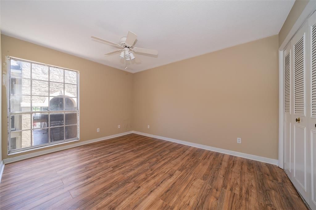 出租: $1,499 (2 贝兹, 2 浴室, 984 平方英尺)