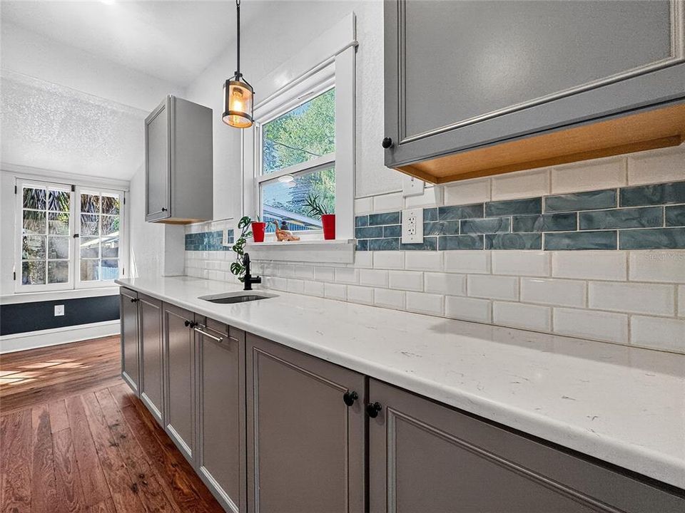 En Venta: $349,900 (3 camas, 2 baños, 1821 Pies cuadrados)