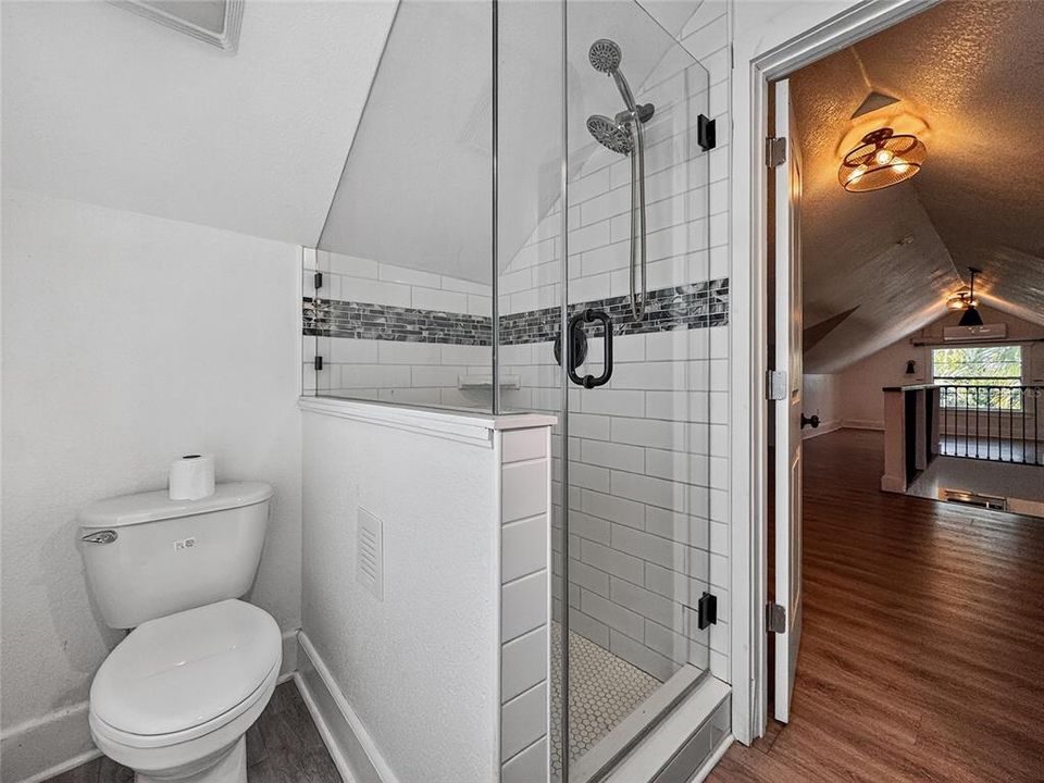 En Venta: $349,900 (3 camas, 2 baños, 1821 Pies cuadrados)