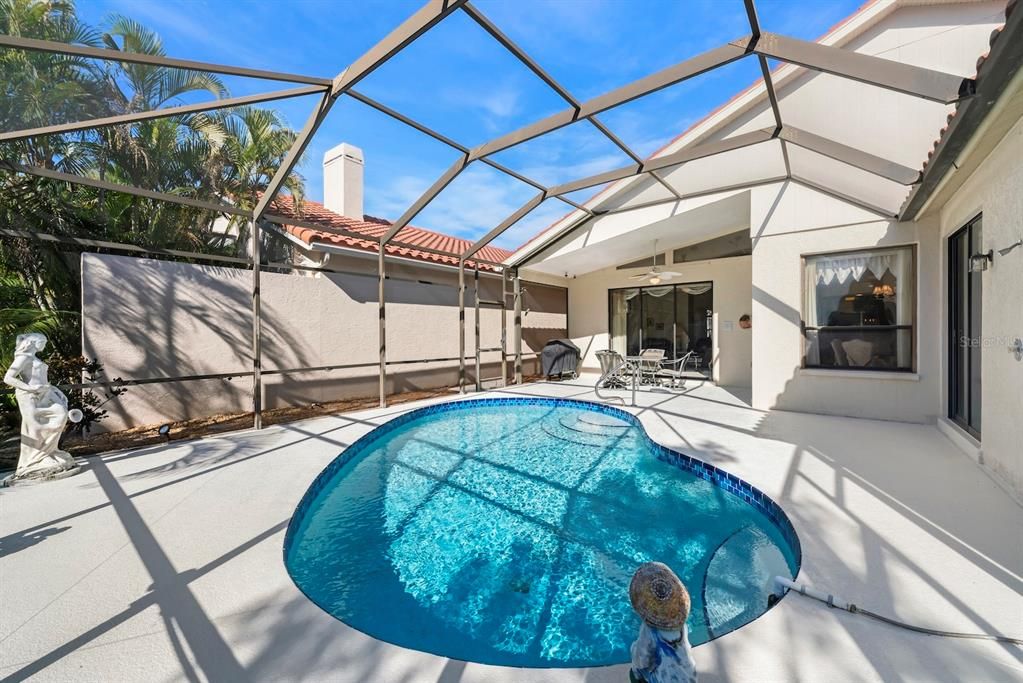 For Sale: $525,000 (3 beds, 2 baths, 2011 Square Feet)