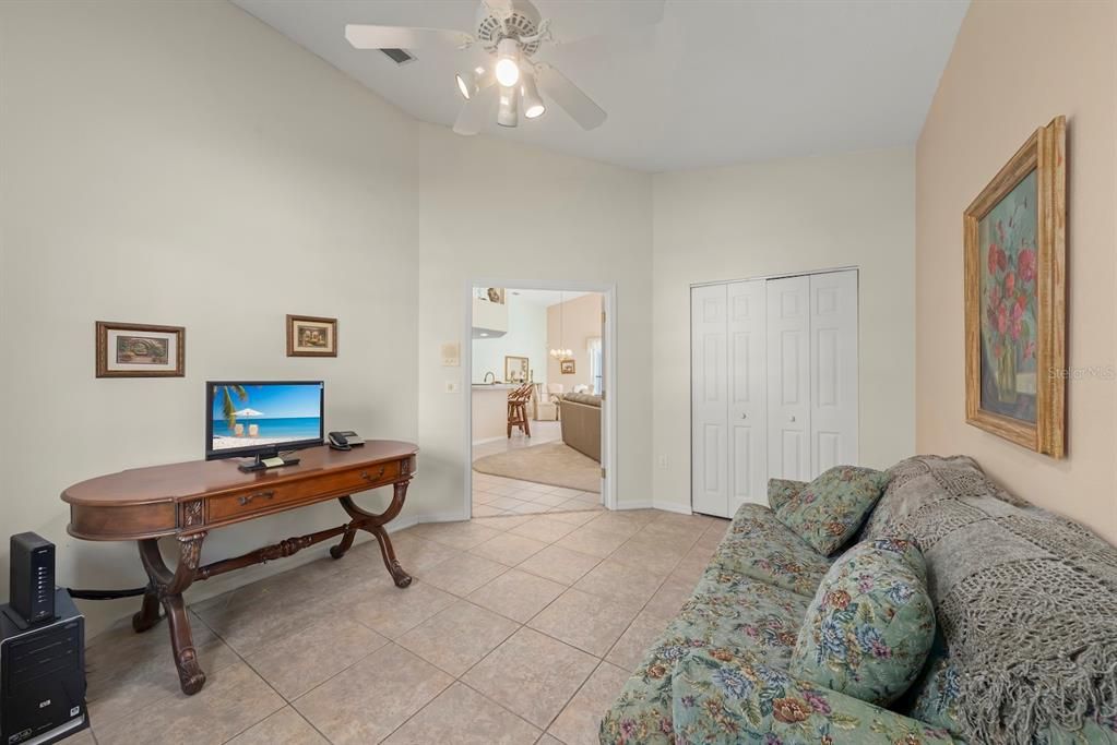 For Sale: $525,000 (3 beds, 2 baths, 2011 Square Feet)