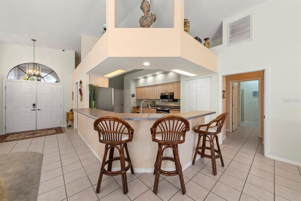 For Sale: $525,000 (3 beds, 2 baths, 2011 Square Feet)