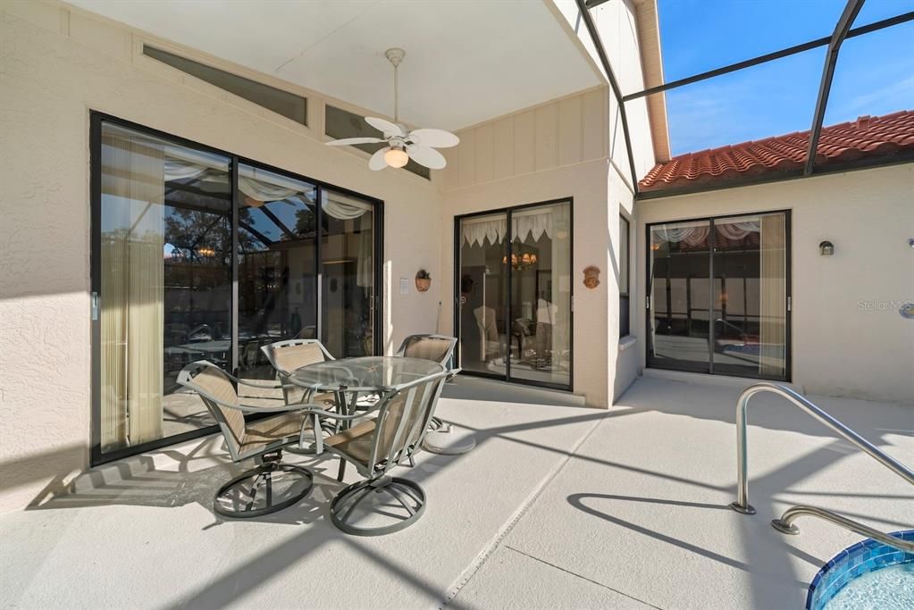 For Sale: $525,000 (3 beds, 2 baths, 2011 Square Feet)