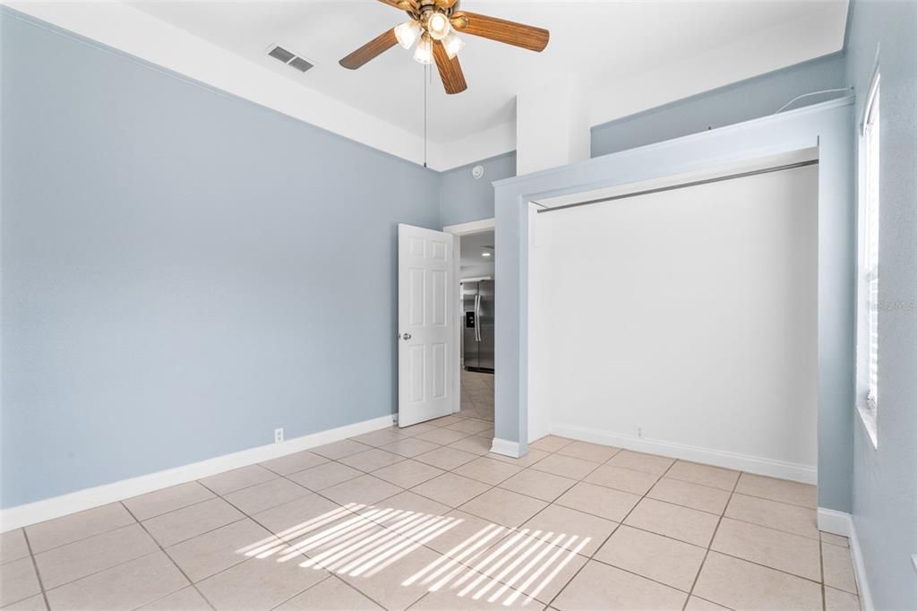 For Sale: $299,900 (3 beds, 2 baths, 1296 Square Feet)