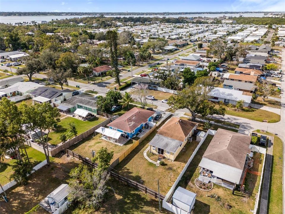 For Sale: $299,900 (3 beds, 2 baths, 1296 Square Feet)