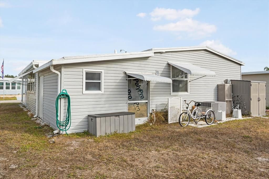 待售: $149,500 (2 贝兹, 2 浴室, 960 平方英尺)