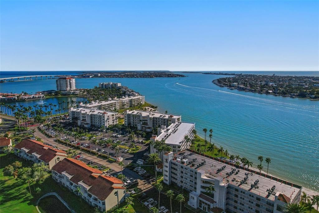 待售: $649,900 (2 贝兹, 2 浴室, 1160 平方英尺)