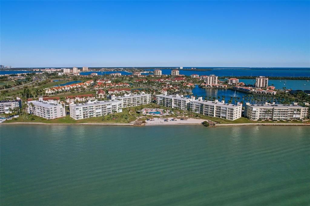 待售: $649,900 (2 贝兹, 2 浴室, 1160 平方英尺)