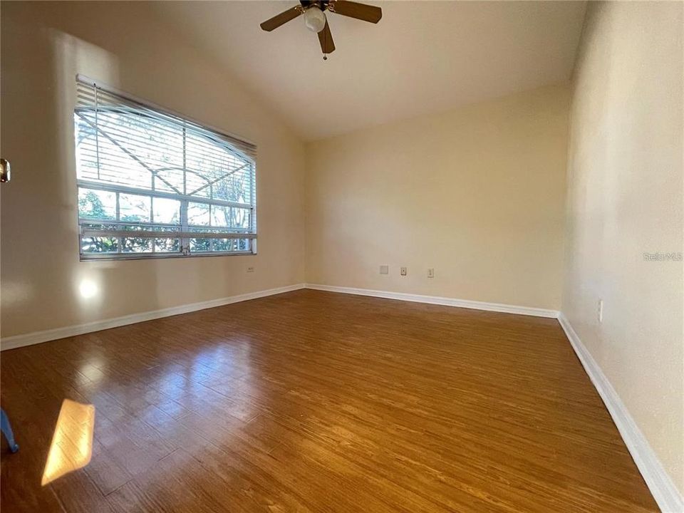 En Renta: $2,850 (4 camas, 2 baños, 2051 Pies cuadrados)