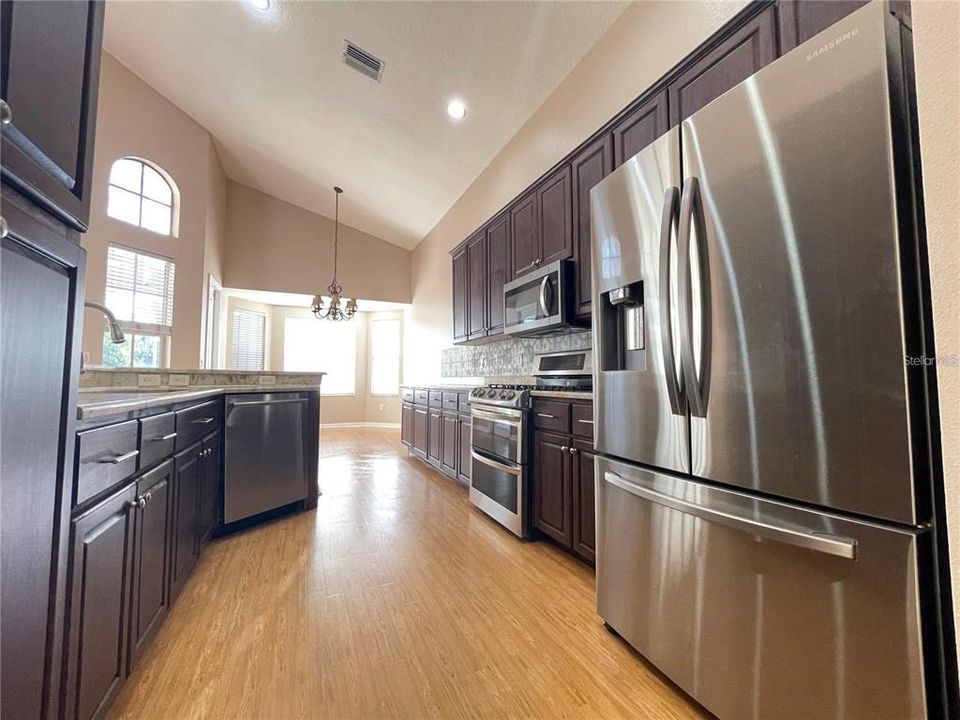 En Renta: $2,850 (4 camas, 2 baños, 2051 Pies cuadrados)