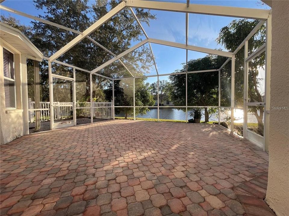 En Renta: $2,850 (4 camas, 2 baños, 2051 Pies cuadrados)