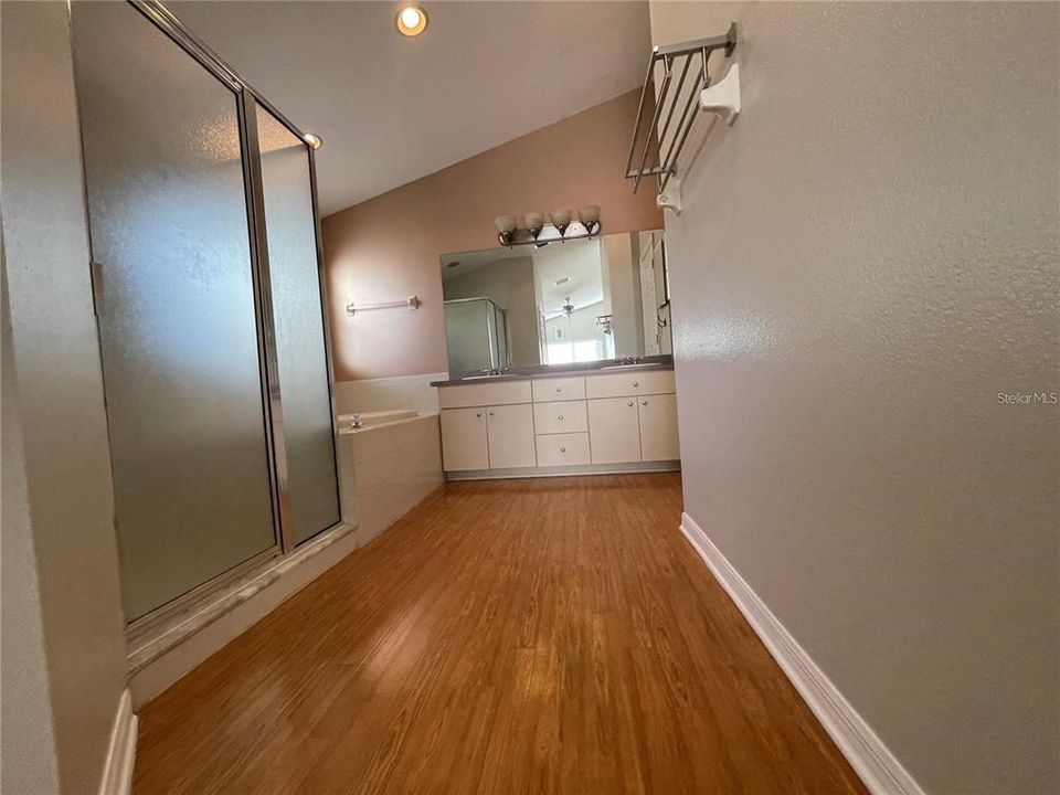 En Renta: $2,850 (4 camas, 2 baños, 2051 Pies cuadrados)