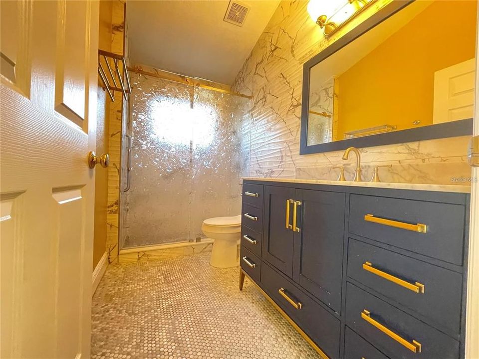 En Renta: $2,850 (4 camas, 2 baños, 2051 Pies cuadrados)