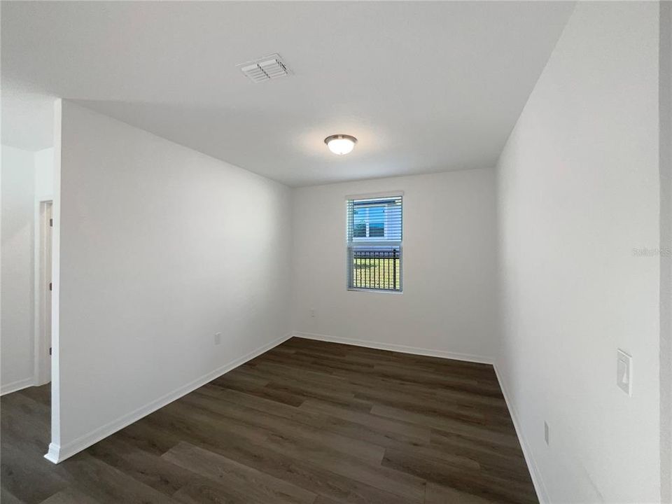 For Sale: $365,000 (4 beds, 3 baths, 2631 Square Feet)