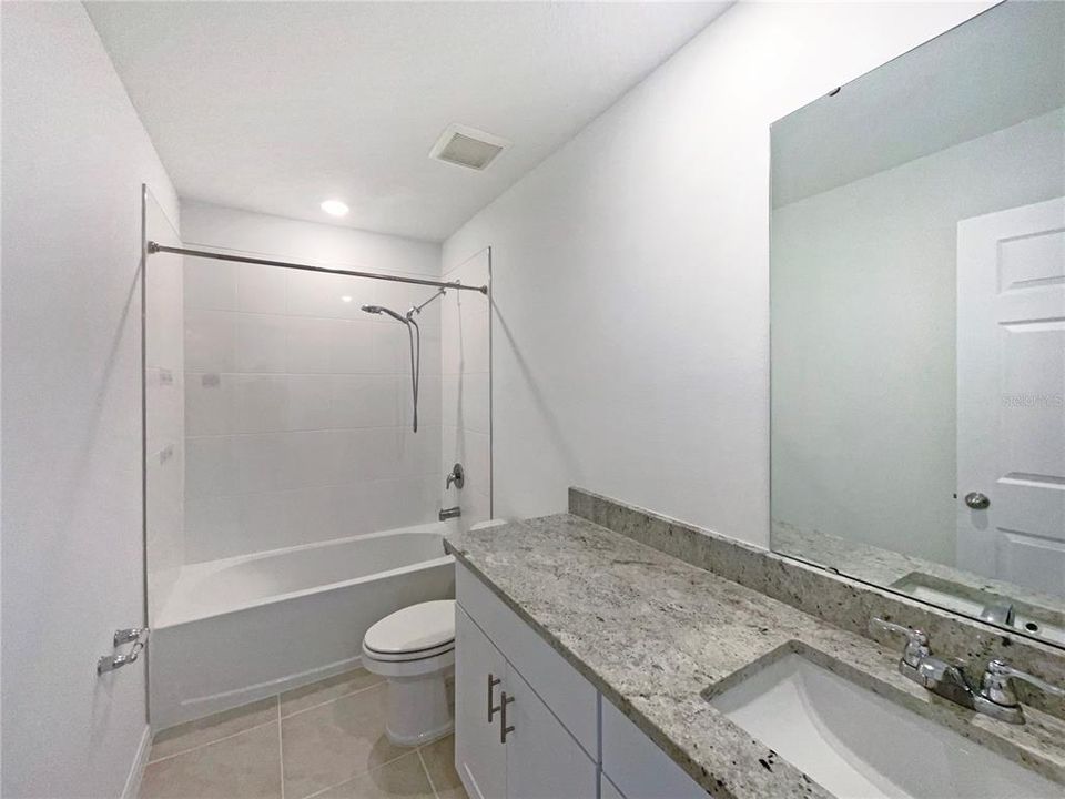 For Sale: $365,000 (4 beds, 3 baths, 2631 Square Feet)