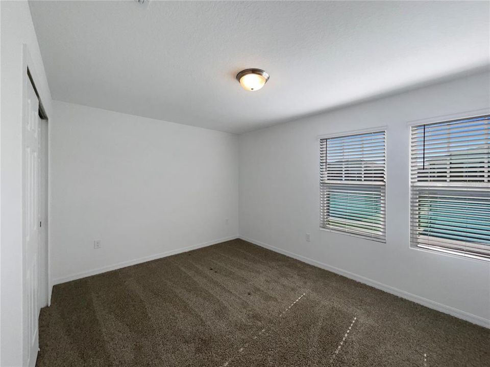 For Sale: $365,000 (4 beds, 3 baths, 2631 Square Feet)