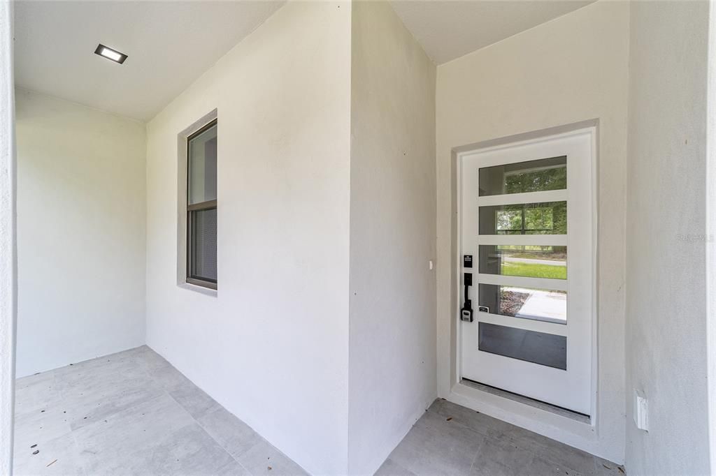 En Venta: $320,000 (4 camas, 2 baños, 1571 Pies cuadrados)