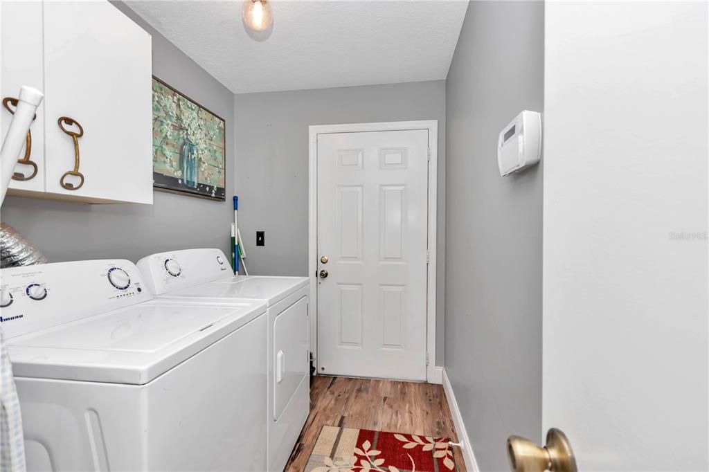 For Rent: $2,300 (2 beds, 2 baths, 1296 Square Feet)