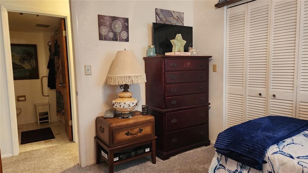 For Sale: $365,000 (3 beds, 2 baths, 1464 Square Feet)