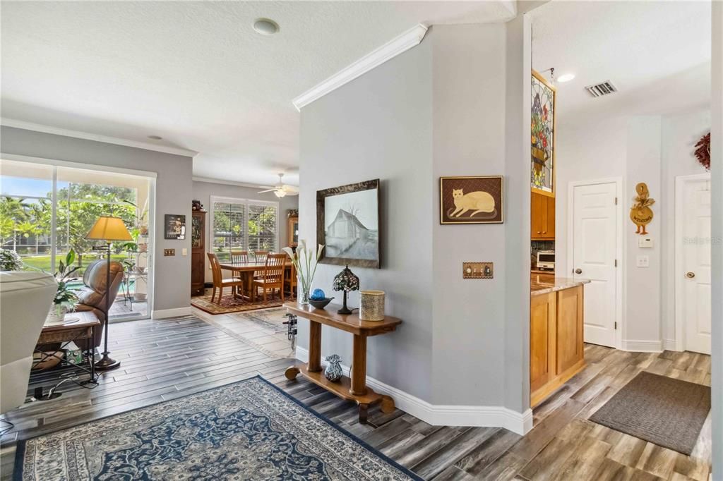 For Sale: $569,000 (3 beds, 2 baths, 1791 Square Feet)