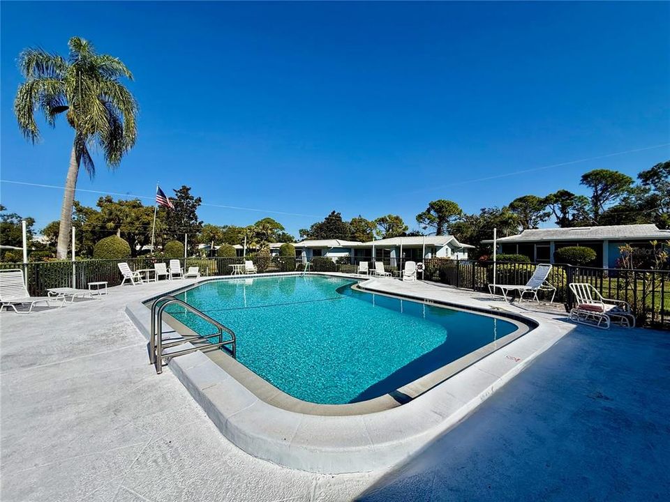 待售: $239,900 (2 贝兹, 2 浴室, 1651 平方英尺)