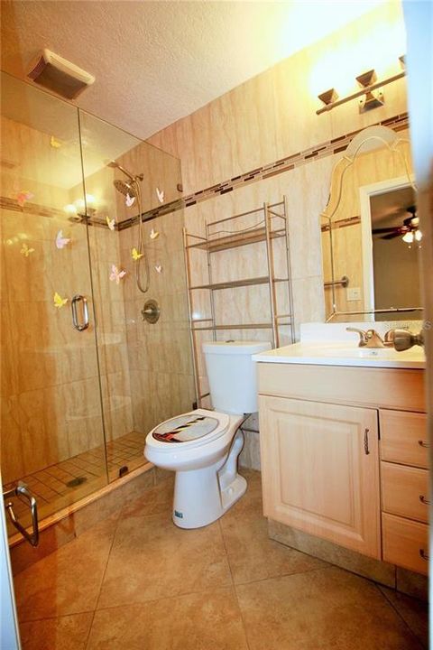 出租: $1,850 (2 贝兹, 2 浴室, 876 平方英尺)