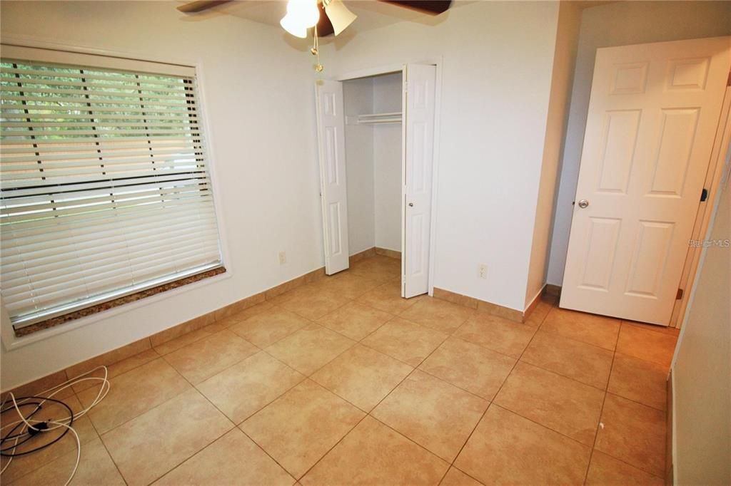 出租: $1,850 (2 贝兹, 2 浴室, 876 平方英尺)