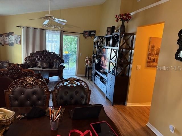 На продажу: $358,000 (3 спален, 2 ванн, 1398 Квадратных фут)